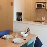 Sejours & Affaires Serris Rive Gauche 3*