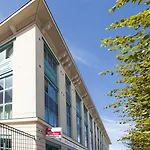 Aparthotel Sejours & Affaires Serris Rive Gauche Disneyland Paris