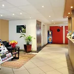 Sejours & Affaires Serris Rive Gauche Aparthotel 3*