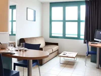 Séjours&affaires Serris Rive Gauche 3* Disneyland Paris