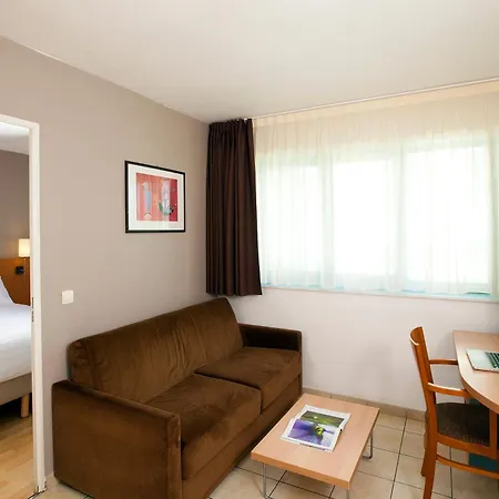 Sejours & Affaires Serris Rive Gauche 3*