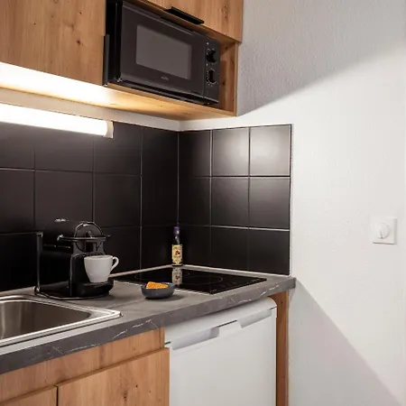 Aparthotel Sejours & Affaires Serris Rive Gauche 3*
