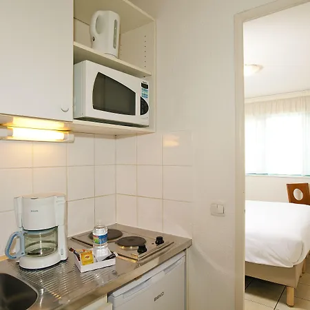 Aparthotel Sejours & Affaires Serris Rive Gauche 3*