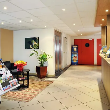 Sejours & Affaires Serris Rive Gauche Apartmanhotel 3*