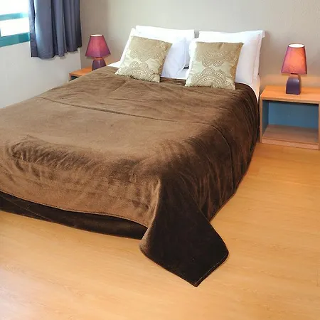 Séjours&affaires Serris Rive Gauche 3* Disneyland Paris
