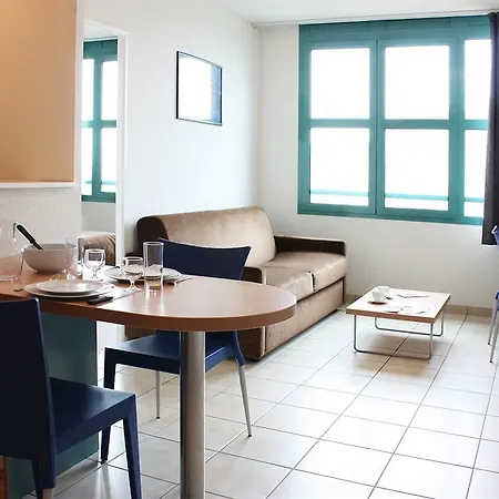 Appart hôtel Séjours&affaires Serris Rive Gauche Disneyland Paris