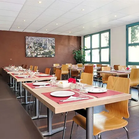 Aparthotel Sejours & Affaires Serris Rive Gauche Disneyland Paris